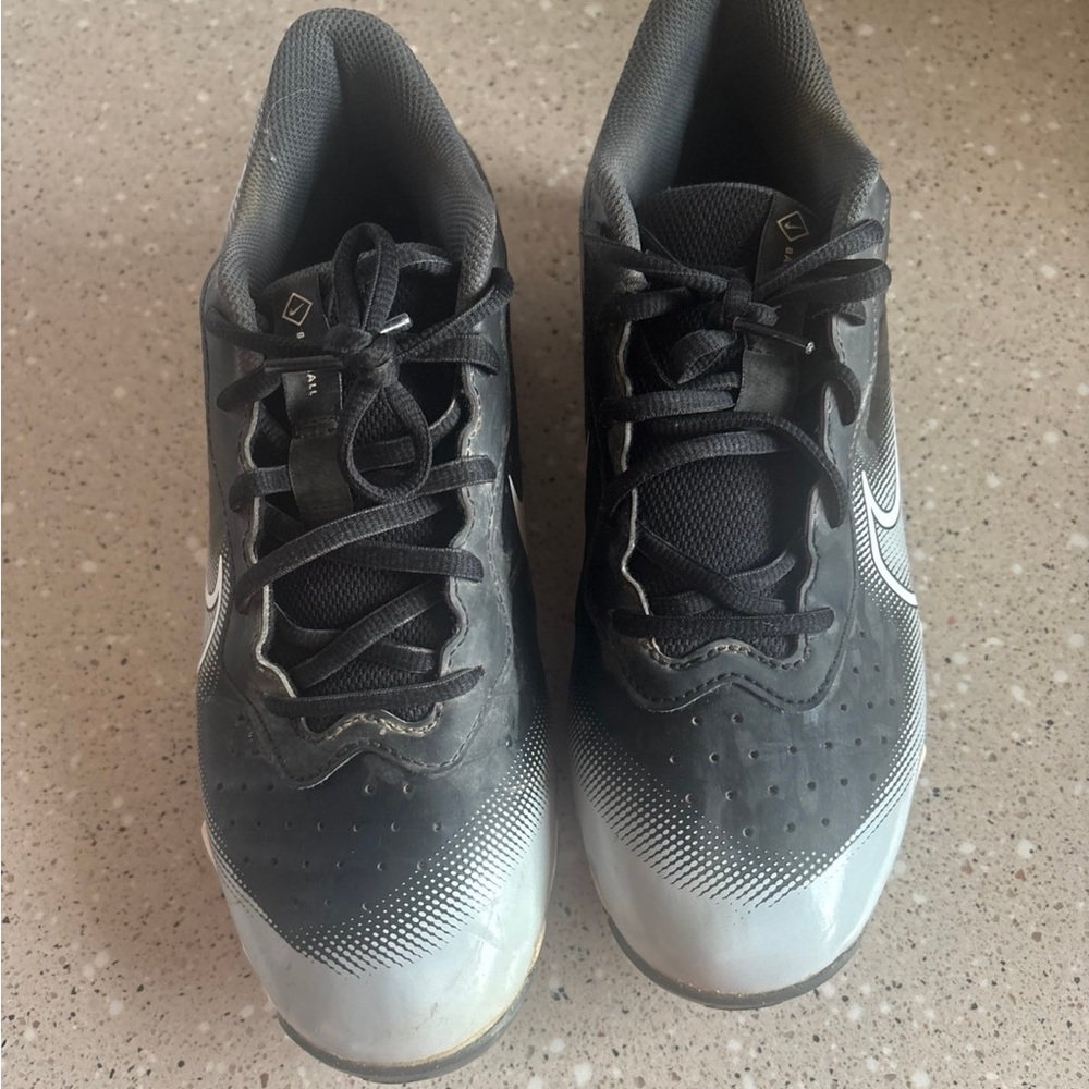 Nike Black and Gray baseball cleats